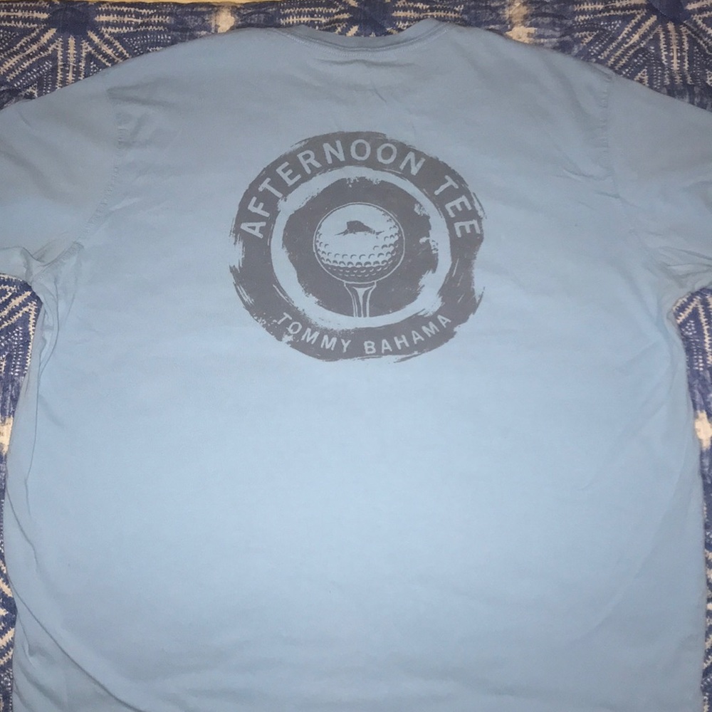 Men’s Tommy Bahama tee